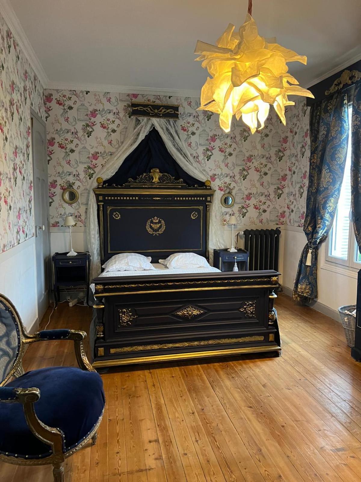 Le Manoir De La Baronnie Villa Norrey-en-Auge Bagian luar foto