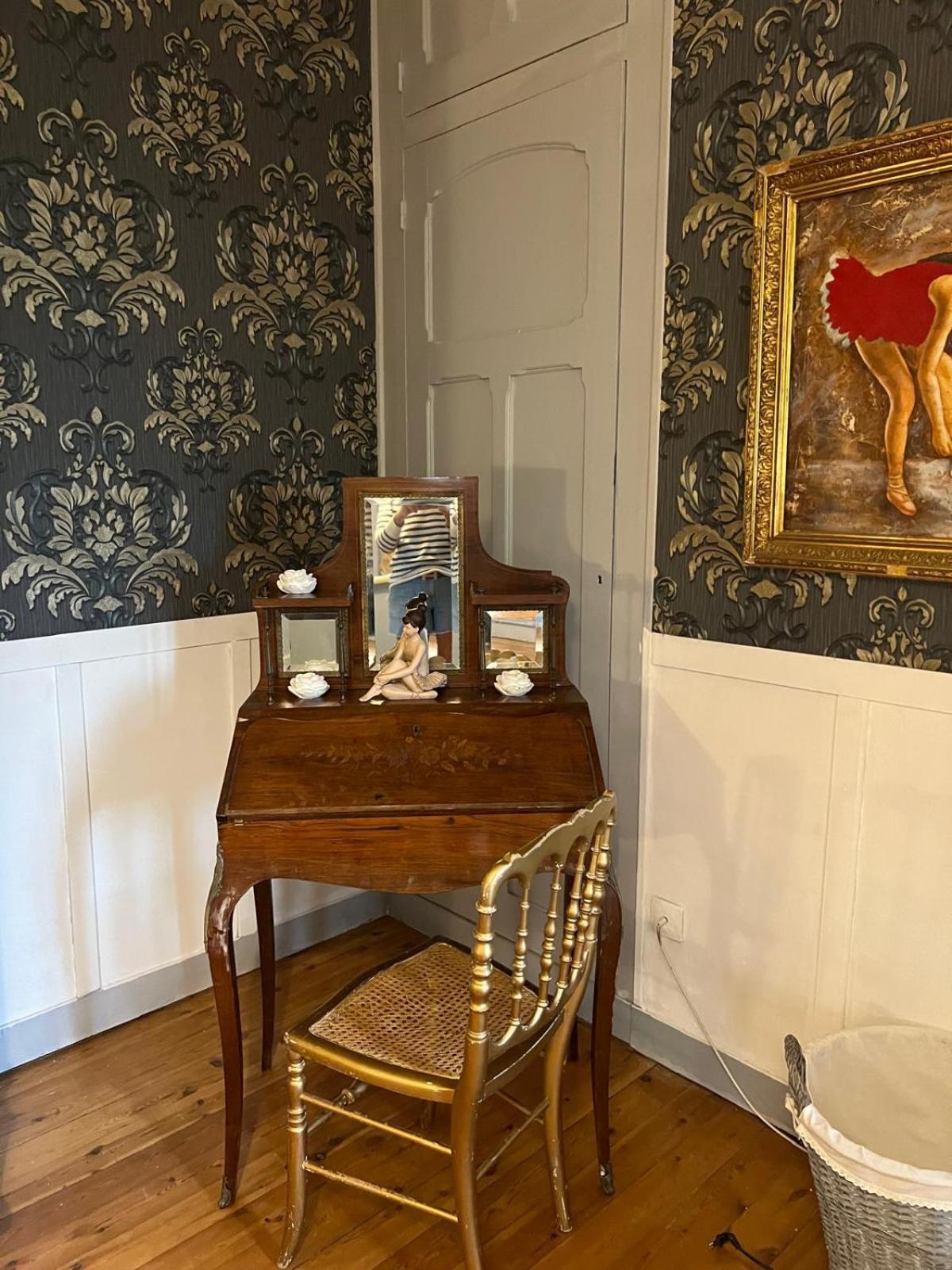 Le Manoir De La Baronnie Villa Norrey-en-Auge Bagian luar foto