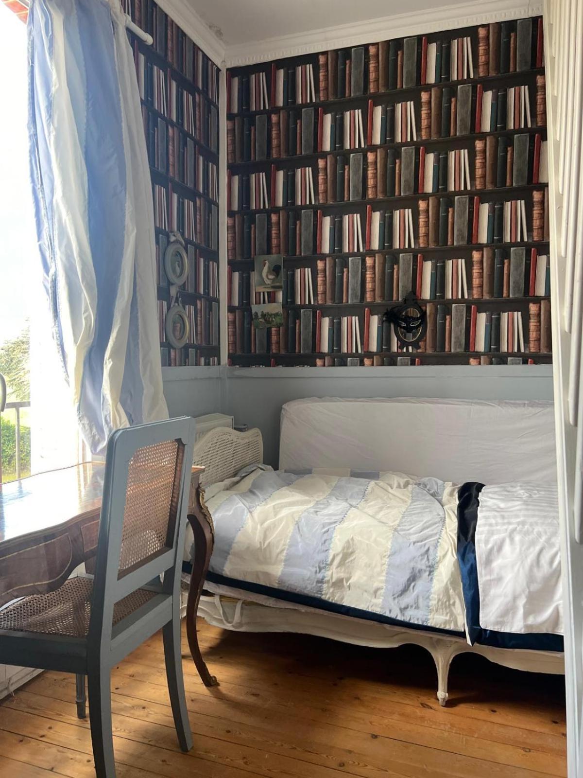 Le Manoir De La Baronnie Villa Norrey-en-Auge Bagian luar foto