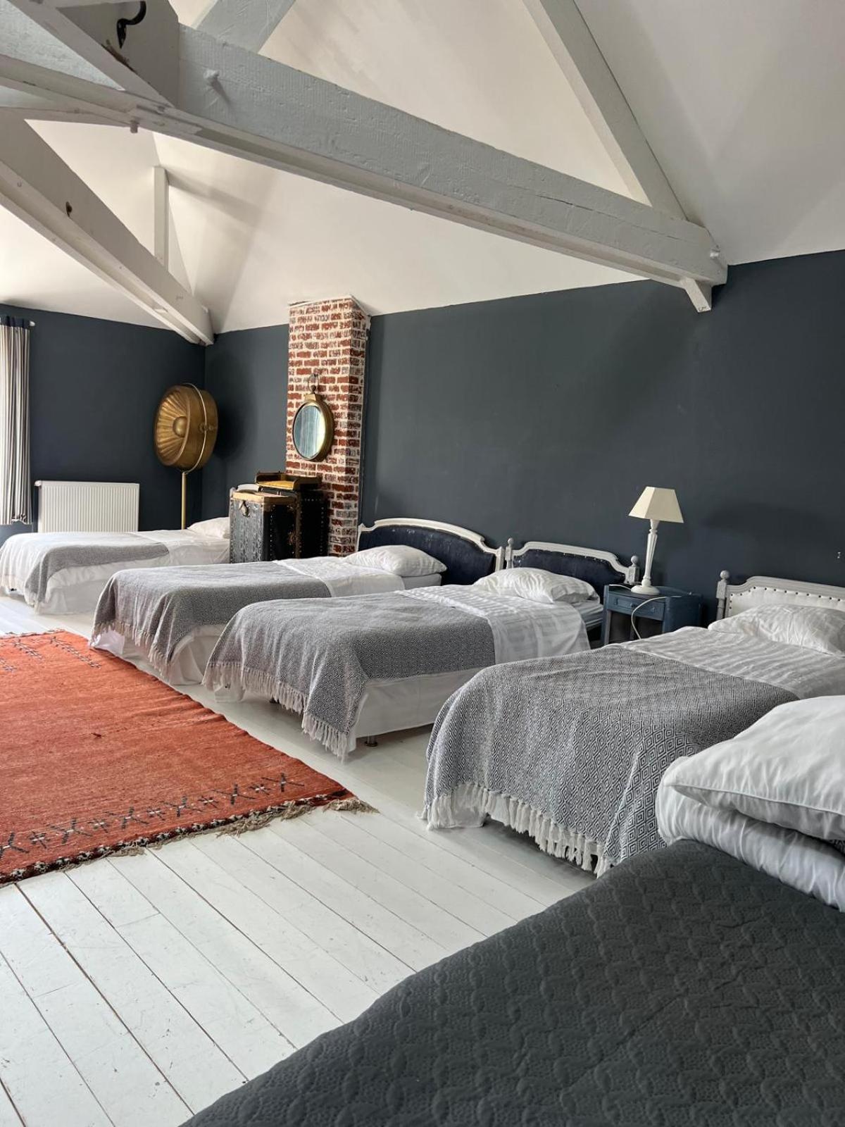 Le Manoir De La Baronnie Villa Norrey-en-Auge Bagian luar foto