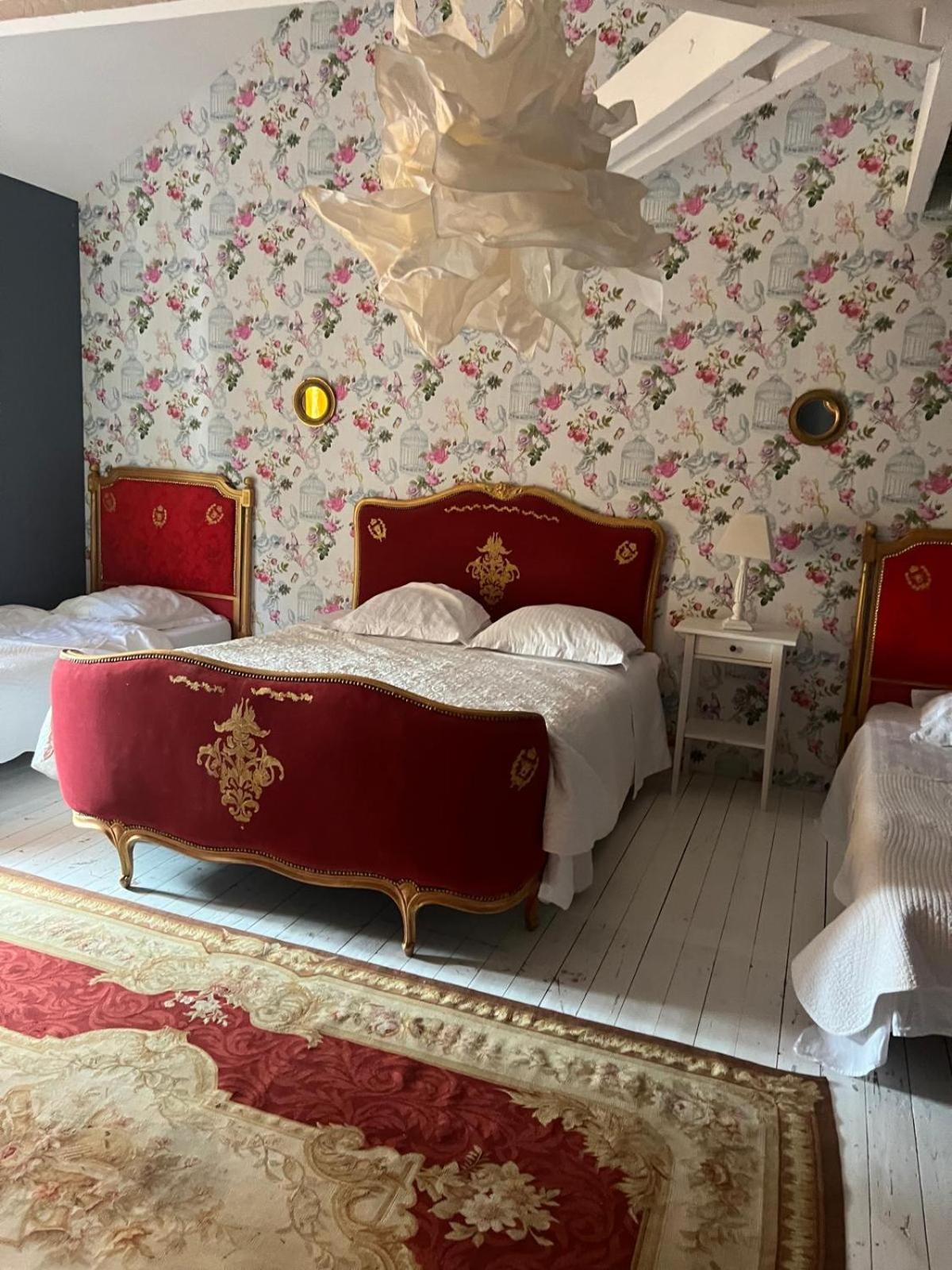 Le Manoir De La Baronnie Villa Norrey-en-Auge Bagian luar foto